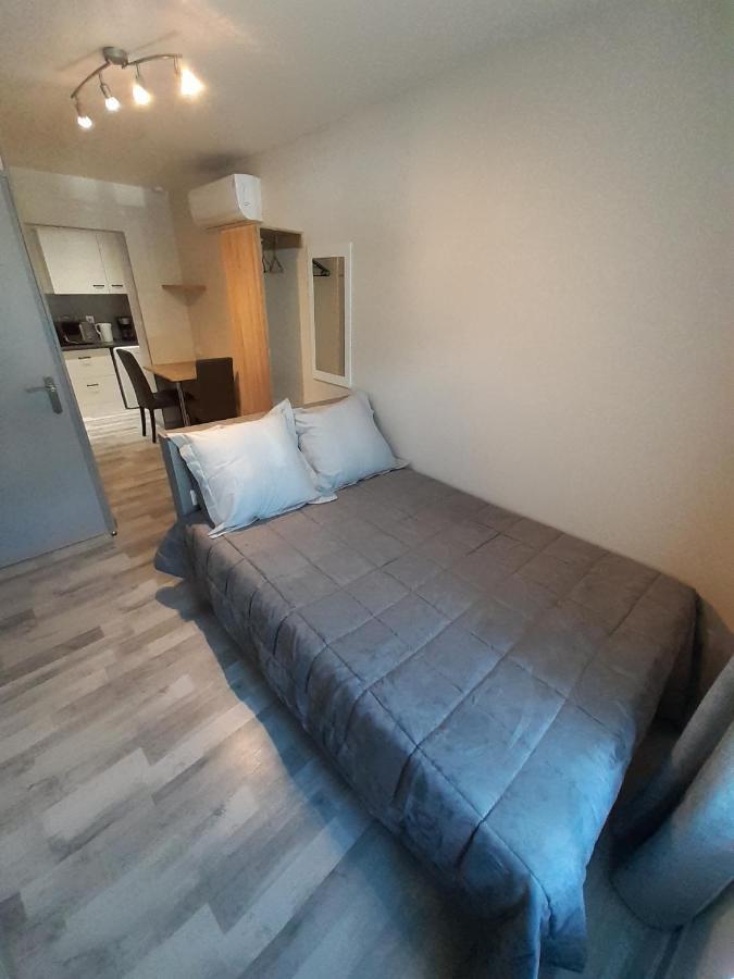 Les Appartements Du Saint Hubert Arcis-sur-Aube Luaran gambar